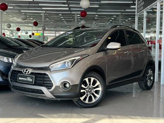 HYUNDAI HB20X 1.6 16V PREMIUM FLEX 4P AUTOMÁTICO